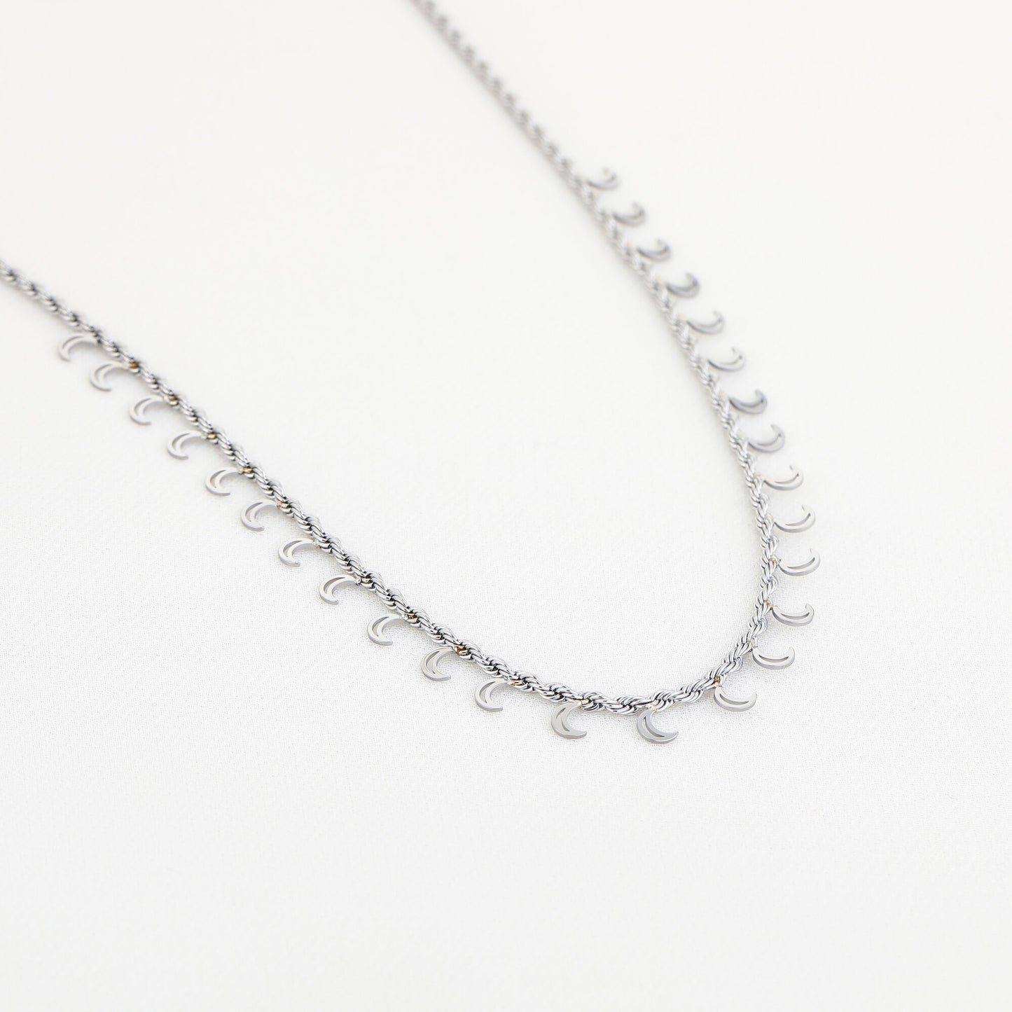 Ketting met maantjes