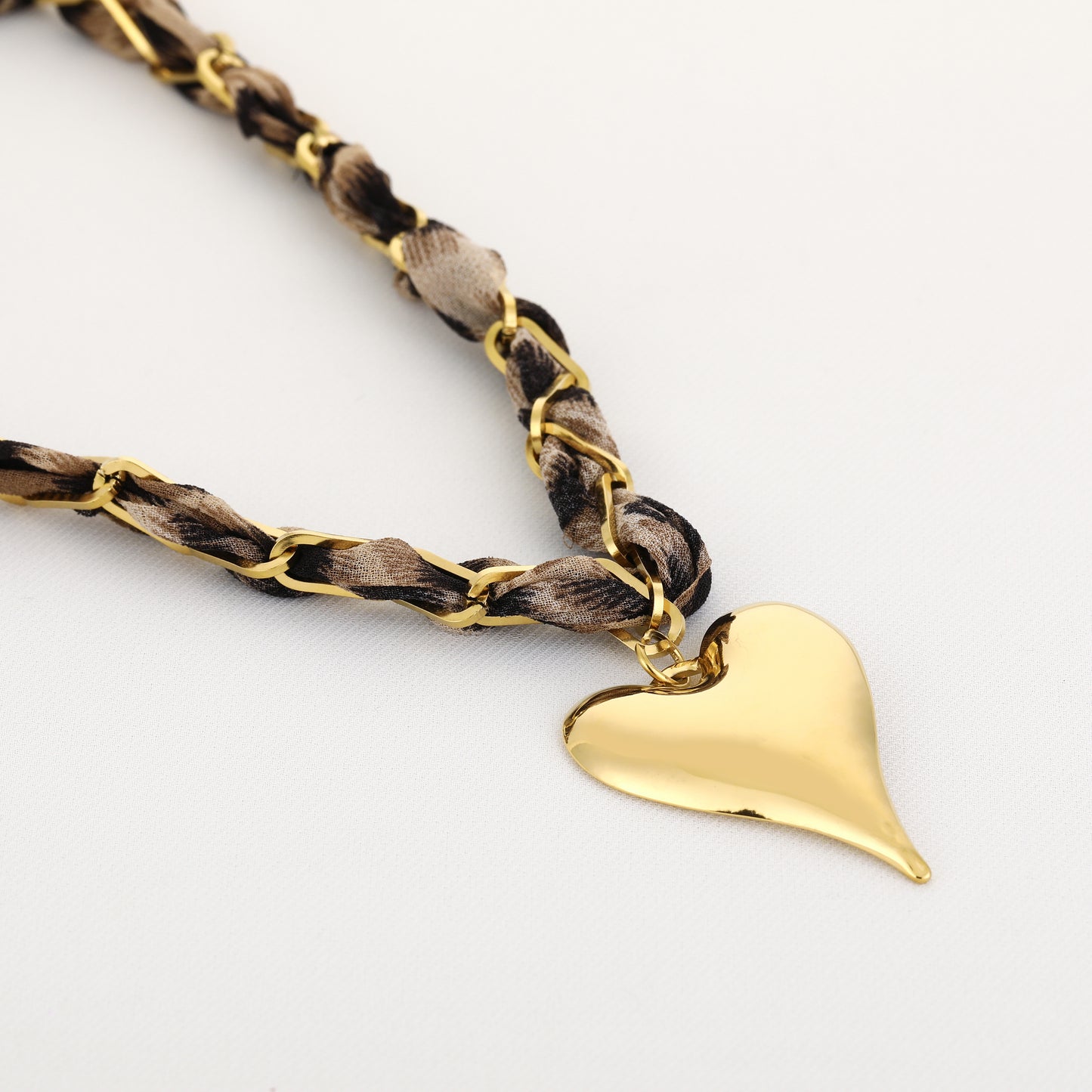 Leopard ketting met hart