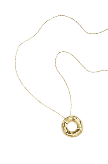 Lange ketting met ronde hanger