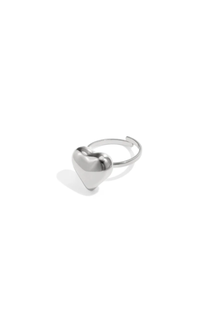 Big heart ring