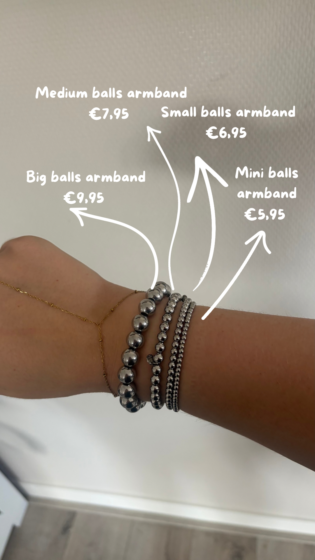 Mini balls armband